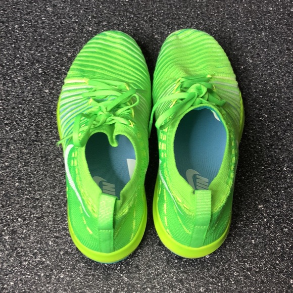 NIKE Free Womens Size 7.5 Transform Flyknit Neon Green Shoes 833410-302 Training - Picture 5 of 6